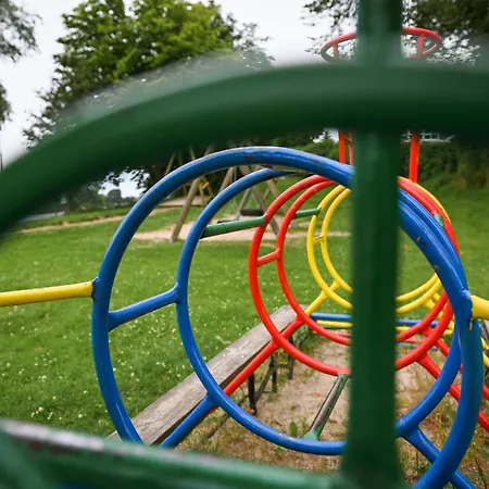 - Hausboot 2 Prázdninový dům *