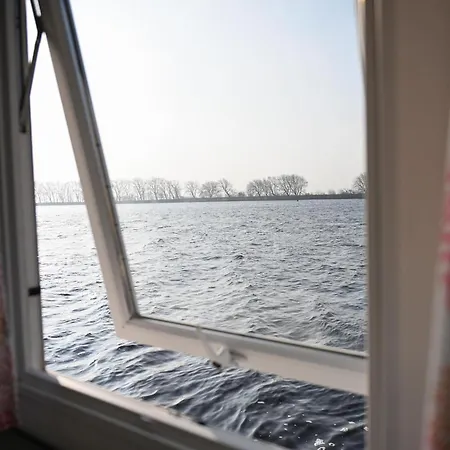 Prázdninový dům - Hausboot 2 *