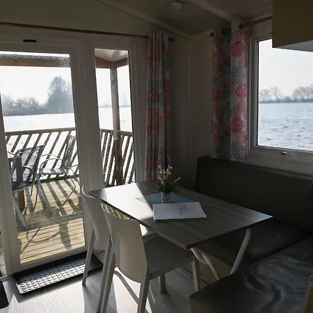 Prázdninový dům - Hausboot 2