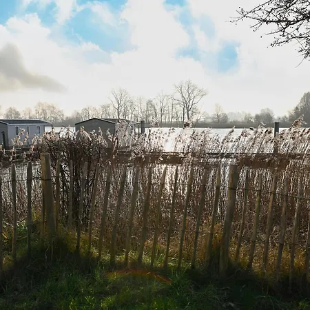 - Hausboot 2 Suderstapel